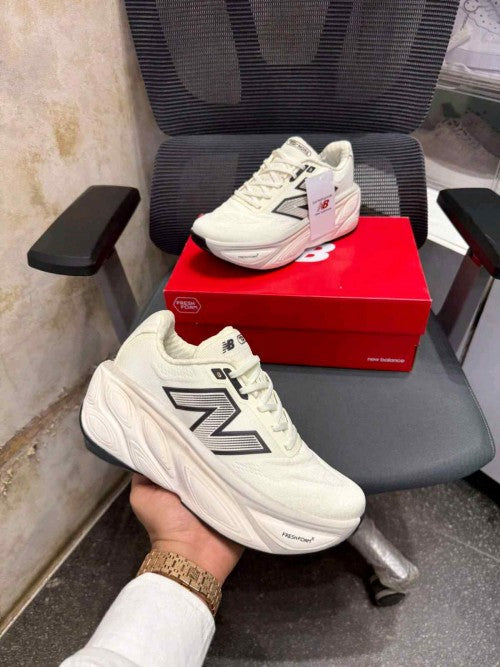 New Balancee Fresh Foam X More V5 Running Shoes White