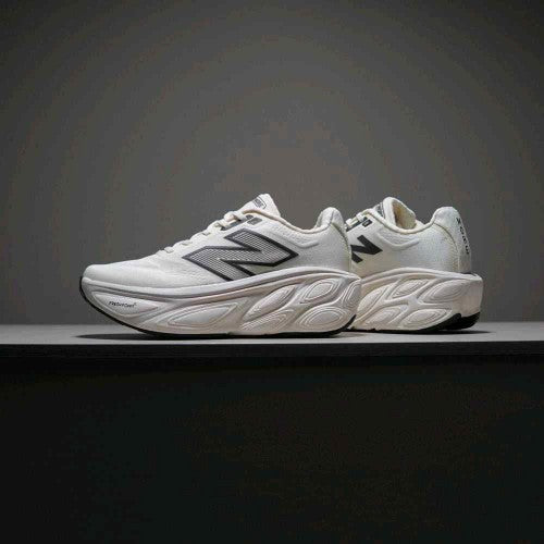 New Balancee Fresh Foam X More V5 Running Shoes White