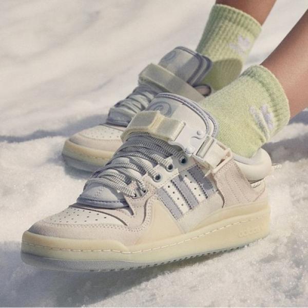 adidass bad bunny cloud white