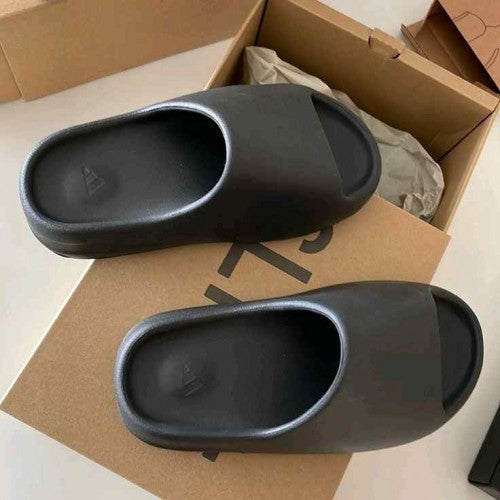 Adida_s Yeezy Slide Black UA QUALITY 204
