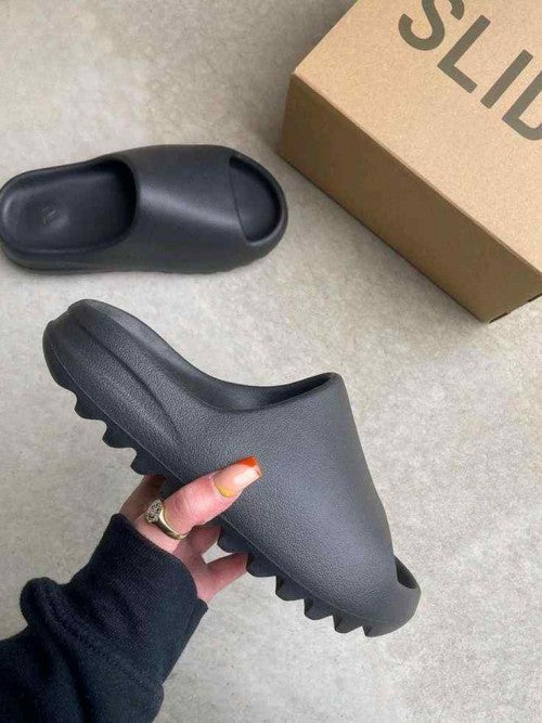 Adida_s Yeezy Slide Onyx UA Quality 200