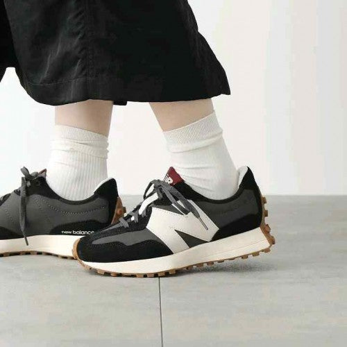 New balancee 327 moonbeam black grey white
