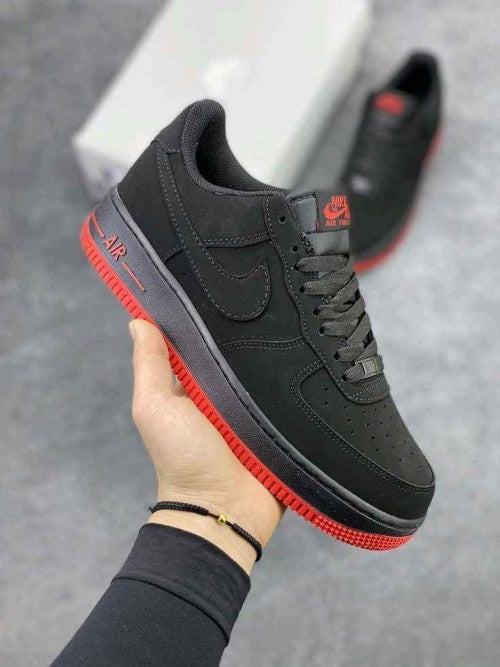 nikee airforce 1 Black red