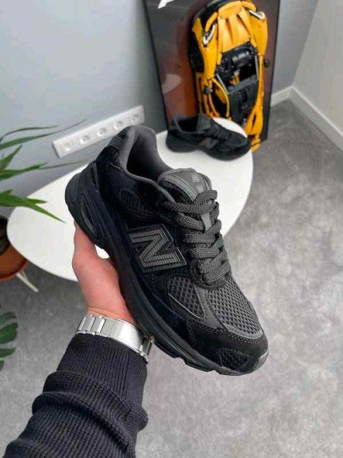 Neww Balance 2010 Black