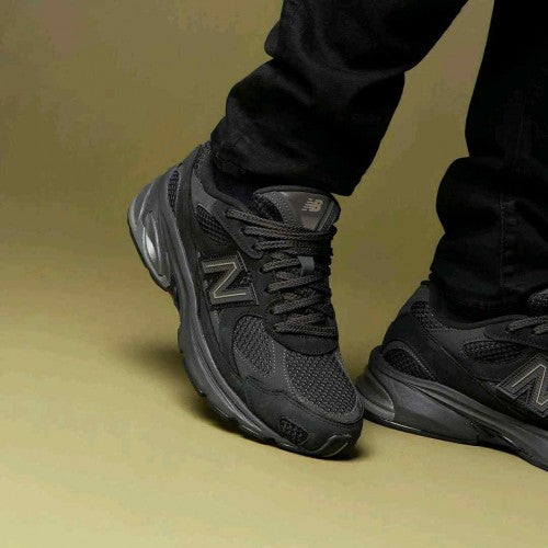 Neww Balance 2010 Black