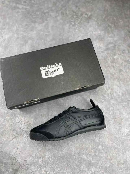ONITSUKAA TIGER Mexico 66 Triple Black 1837