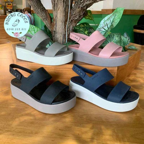 crocss Brooklyn Womens Wedge Sandals pink