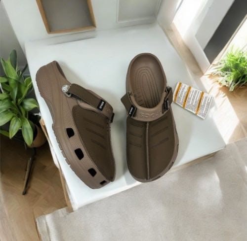 CROC_SS YUKON CLOG TAN 3