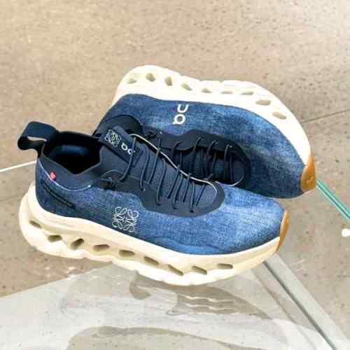 On cloud Loewe x On Running Cloudtilt Denim Blue