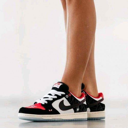 Nikee sb dunk low spiderman miles morales