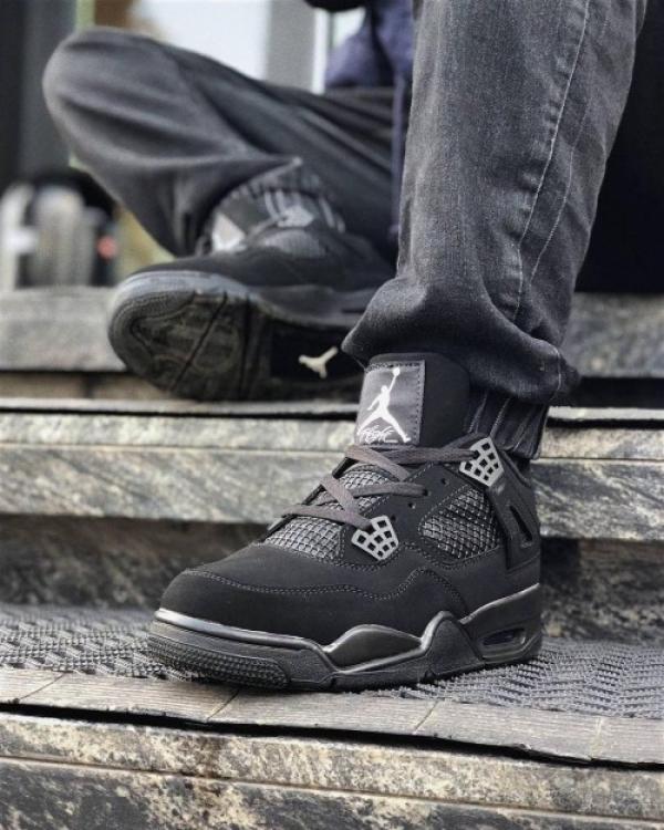 Air Jordan Retro 4 Black Cat Semi Ua 292