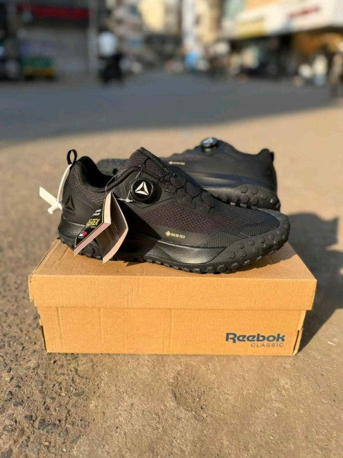 Reebok_Gore_Tex Waterproof shoe