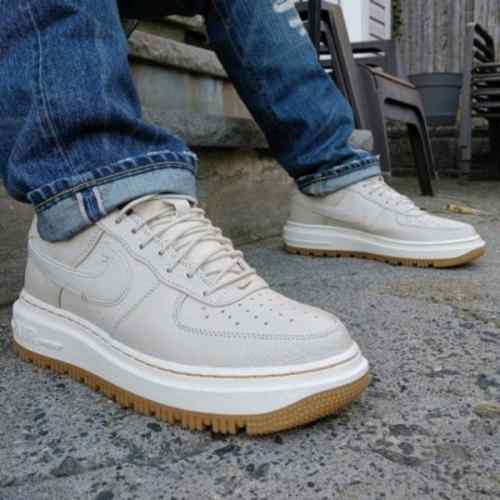 Nikee Airforce 1 low luxe pecan shoe