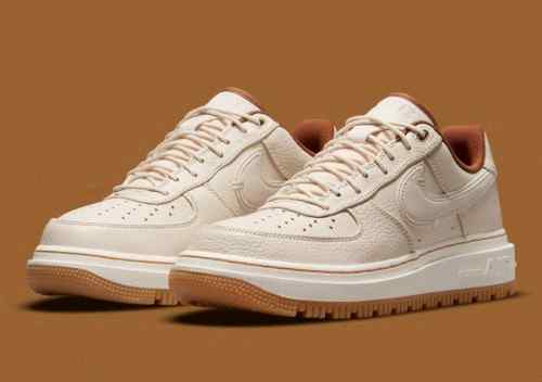 Nikee Airforce 1 low luxe pecan shoe