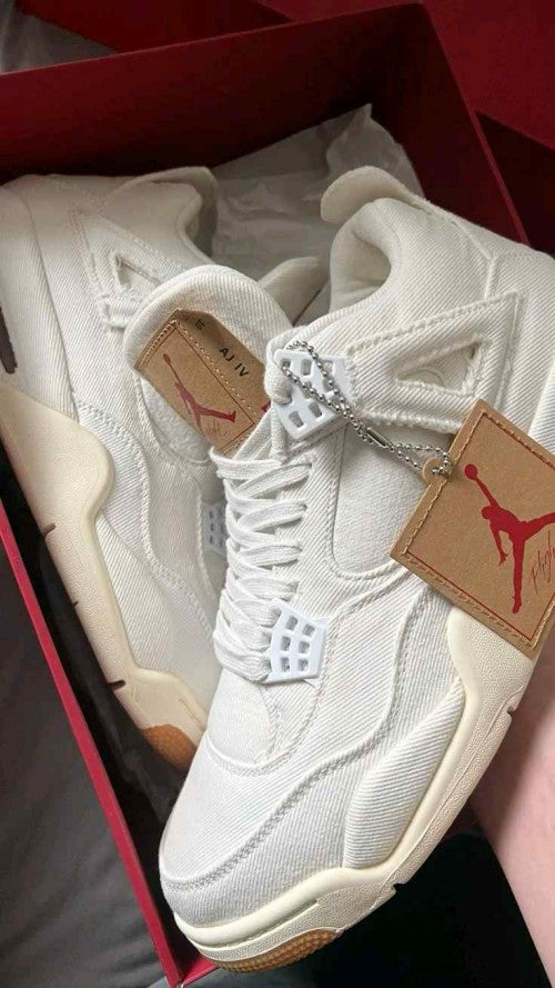 Nik_e Air Jordan Retro 4 X Levis 274
