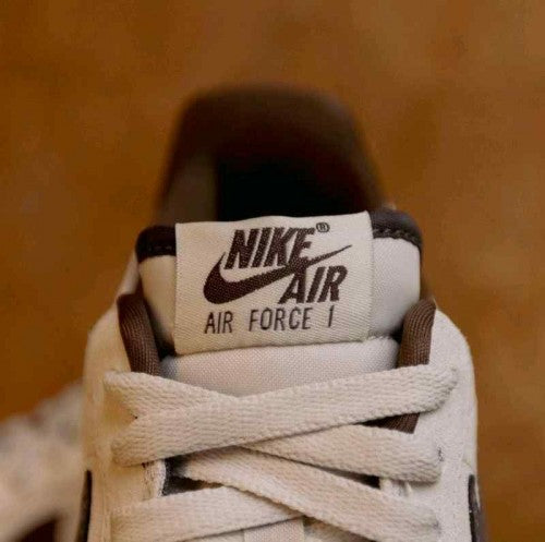 Nikee Airforce 07 Light Orewood Baroque Brown