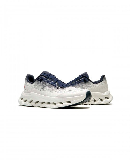 ON Cloudtilt all day trainers in navy