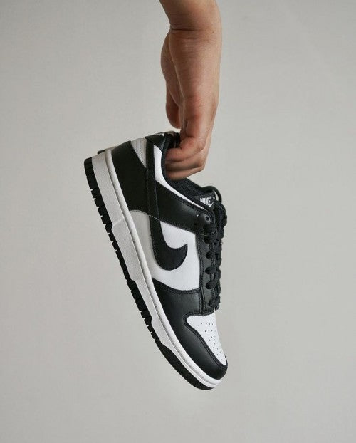 Nik.ee SB Dunk Low Panda Black White 490