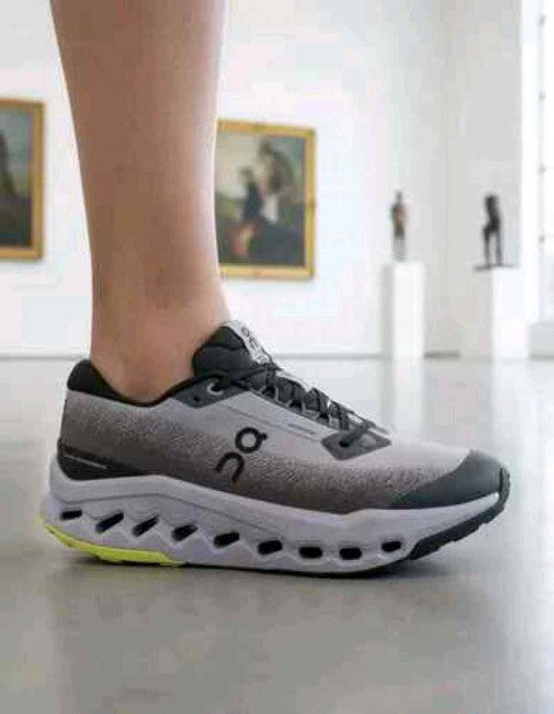 On cloud Running CloudSurfer Trail 2 Black Lilac