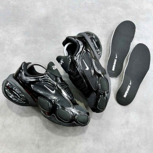 Nikee AirMax Muse Tripple black