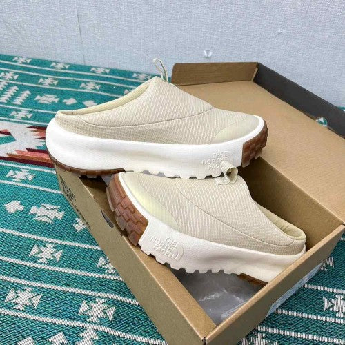The Northface Never Stop Mule cream
