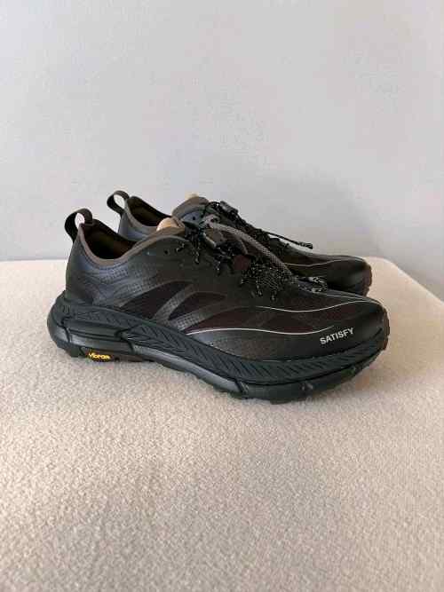 Hoka X Satisfy One Mafate Speed 4 Lite Coffee