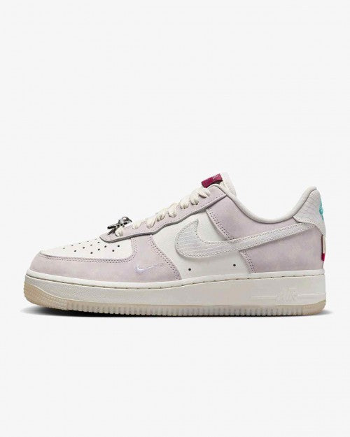 Nikee AirForce 1 07 LX Year of the Dragon