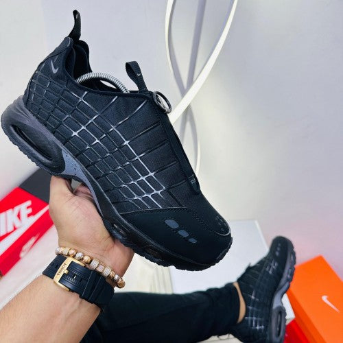 Nik_ee AirMax SNDR x Kids of Immigrants Black 112