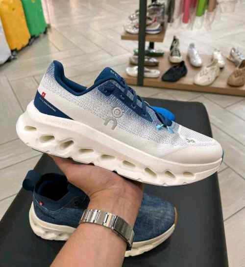On Cloud Tilt 2 0 IVORY TEMPEST BLUE