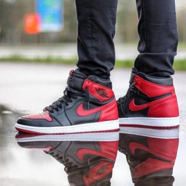 Air Jordan Retro 1 High Banned Bred Sale