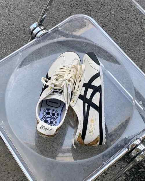 Onitsuka_ Tiger Mexico 66 Cream Black Gold 251