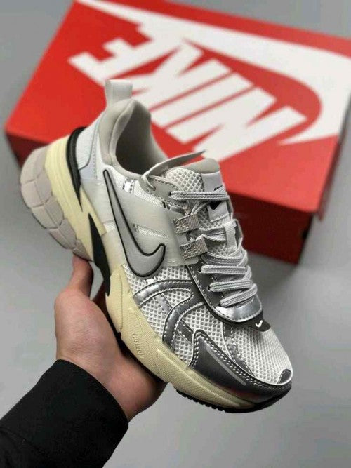 Nikee V2k Run Metallica Sliver