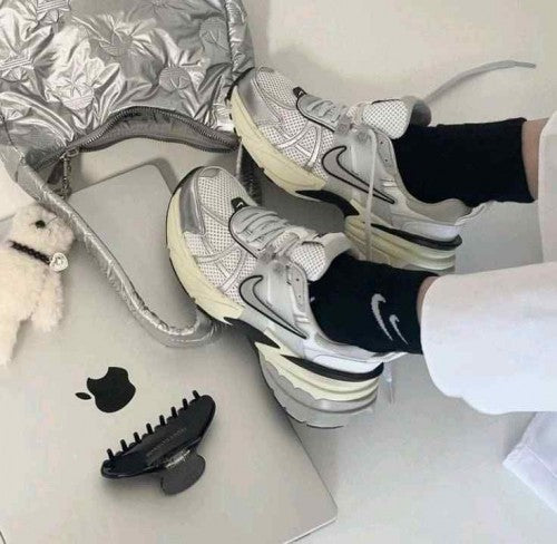 Nikee V2k Run Metallica Sliver