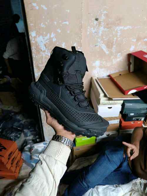 Underr Armour HOVR Infil Waterproof Tactical Boots