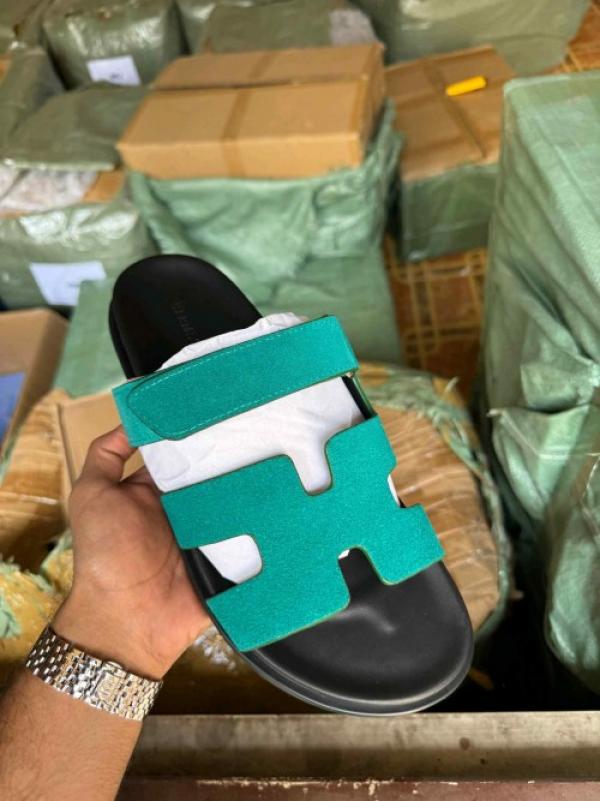 Hermes Chypre Supermaster Suede Flat Sandal Green Fix 207