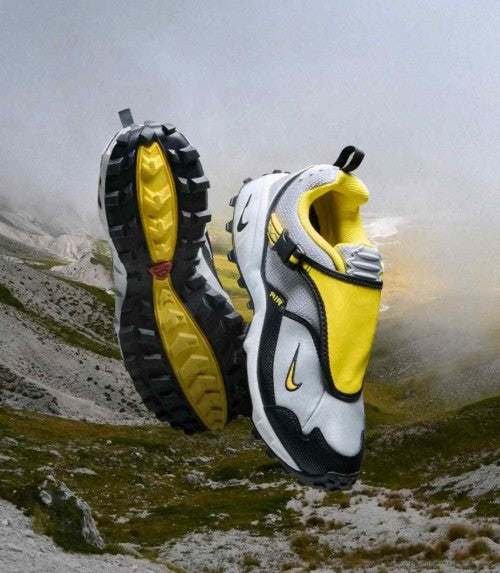 Nikee ACG phassad (blackyellow zest metallic silver)