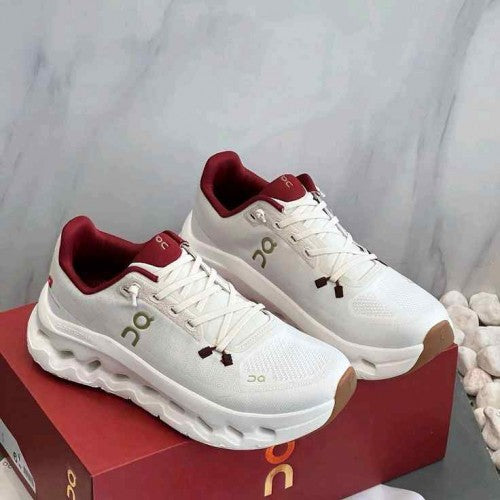 On Running Cloud Ivory Pearl Chinese Of the Year 302