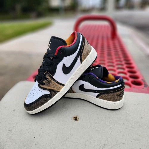 Air jordan 1 Low SE Wear Away Tan yellow