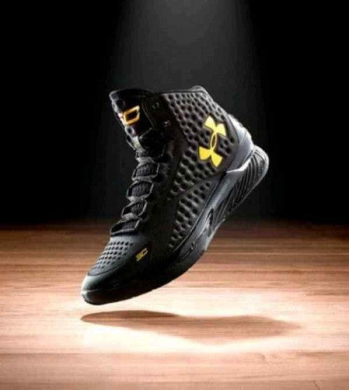 UNDERR ARMOUR UA CURRY 1 GOLD BANNER BLACKOUT