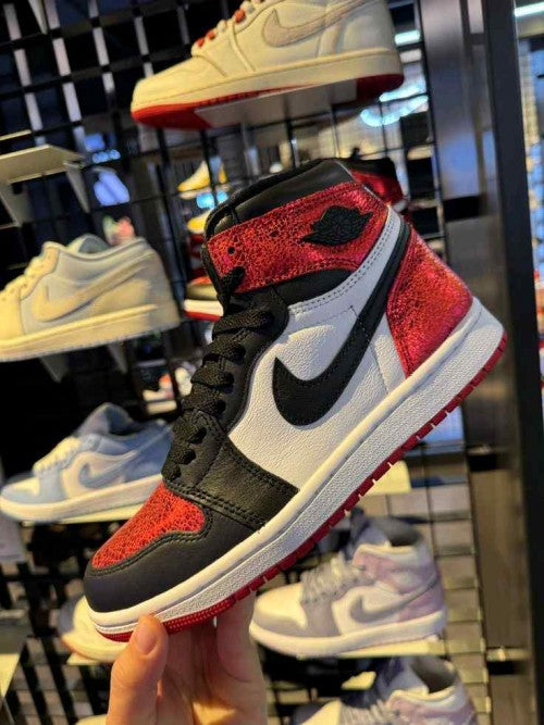 Nik_e Air Jordan Retro 1 High Ruby 279
