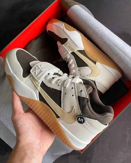 Nik_e Air Jordan Retro 1 x Travis Scott Jumpman Jack 221