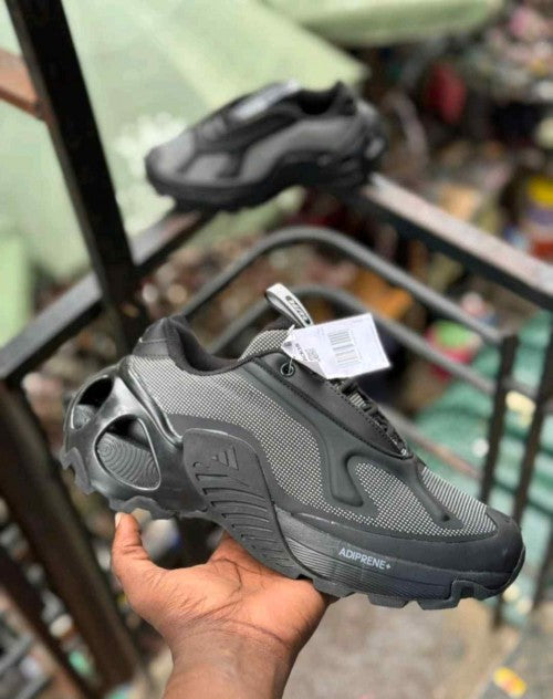 adidass Wonder Runner All Black