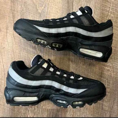 AirMax 95 Essential Black Smoke Grey
