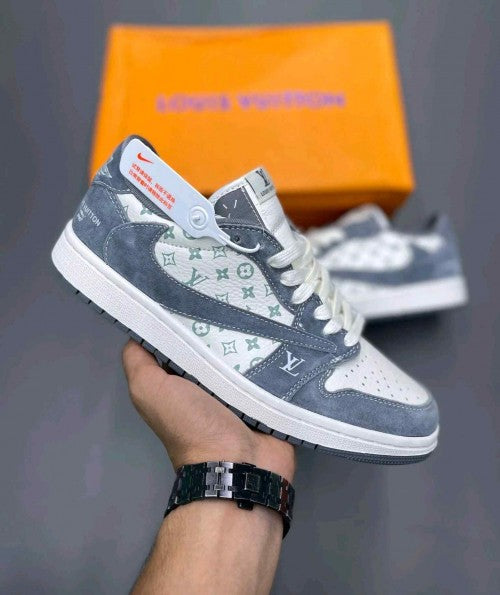 AIR JORDAN 1 LOW TRAVIS SCOTT X LOUISS VUITTONN