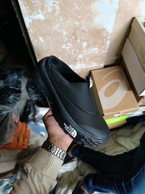 Thee North Face Never Stop Mule Black