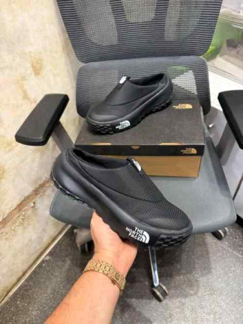 Thee North Face Never Stop Mule Black