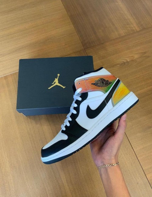 Air Jordan 1 Mid Heat Reactive