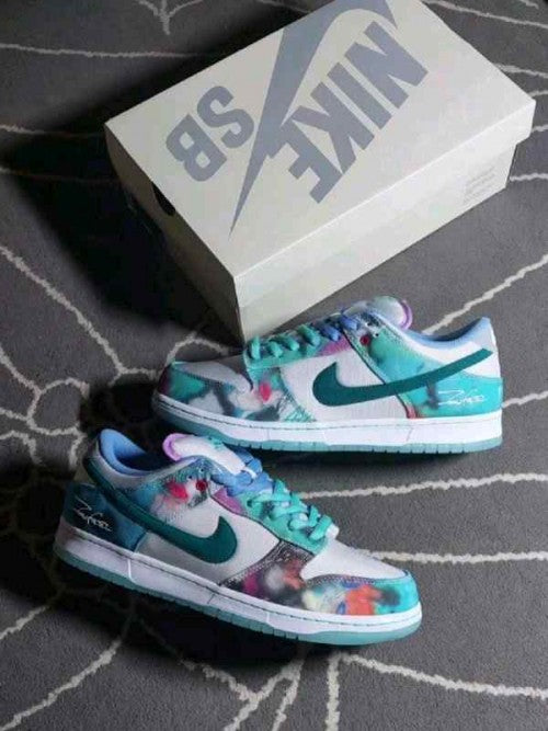 Nikee Dunk Low Sb X Futura Laboratorise