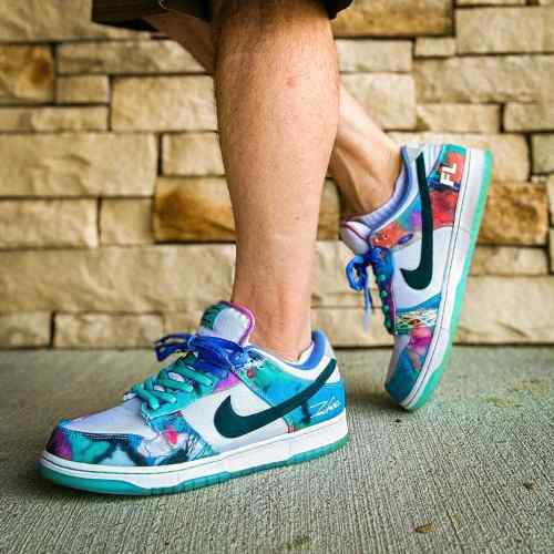 Nikee Dunk Low Sb X Futura Laboratorise