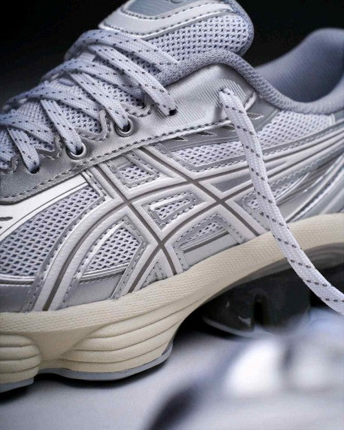Asicss Gel-Kinetic Fluent White Silver 5043